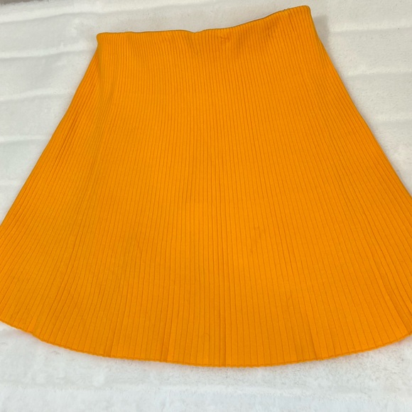 NWT Sandro Assiya Halter Bodysuit & Bussy Skort w/ Small Seam Rip & Mark on Back - Picture 12 of 16